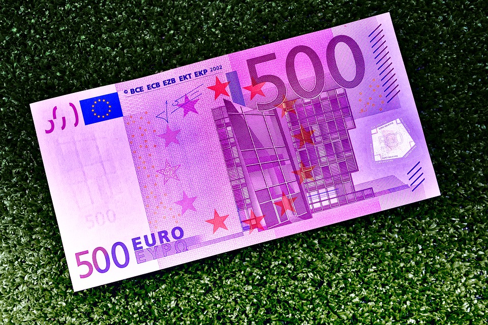 500 eur