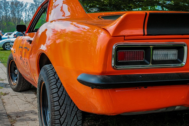 moderní automobil